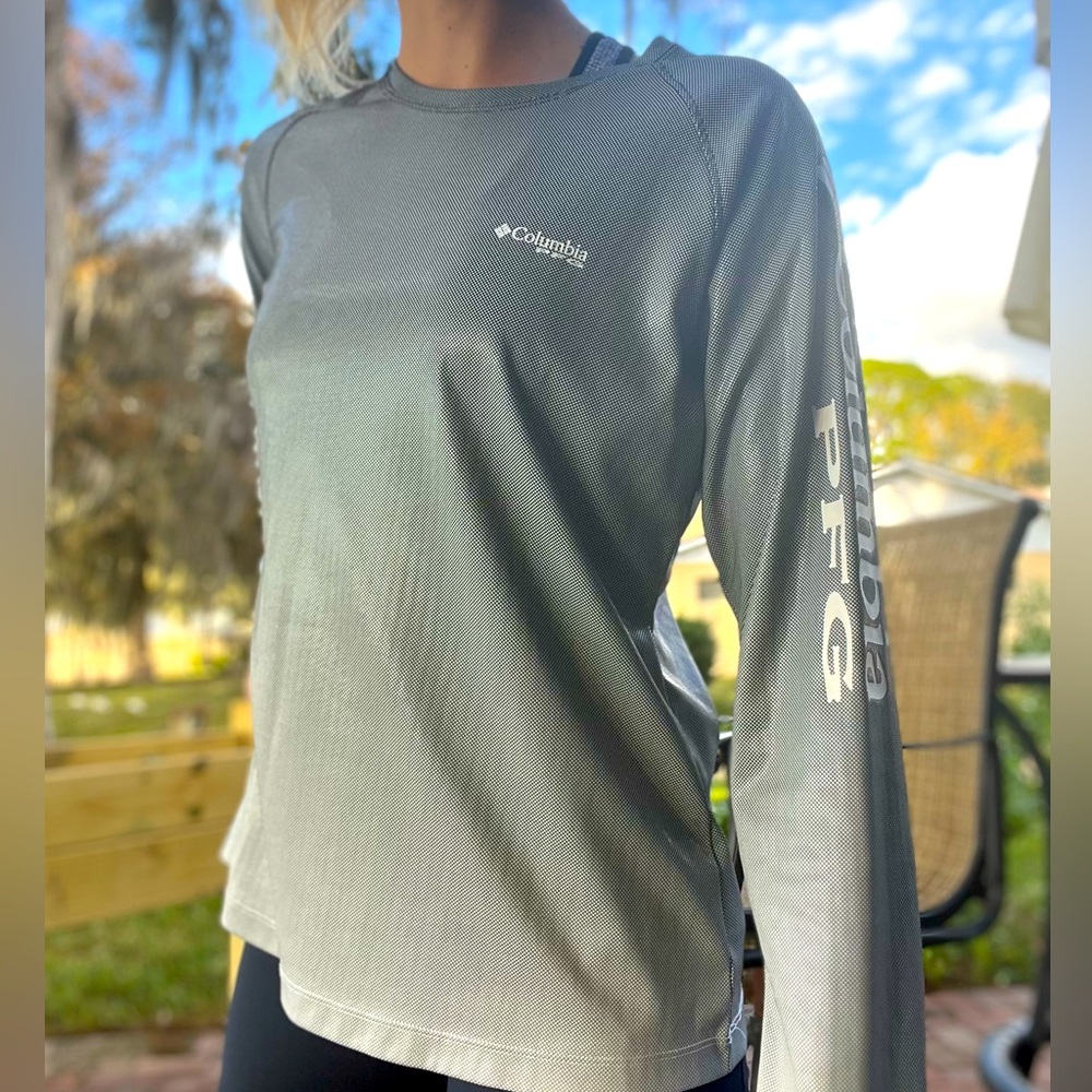 Athletic Gray Marble Long Sleeve (Columbia)